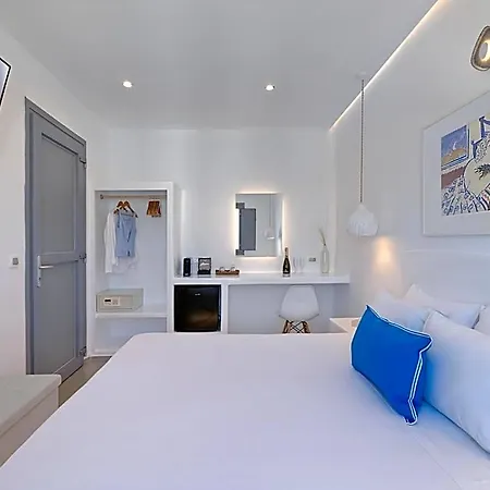 Tatakis Design Hotel, 2* Firá
