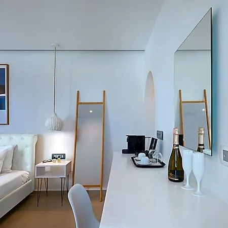 Tatakis Design Hotel, Firá
